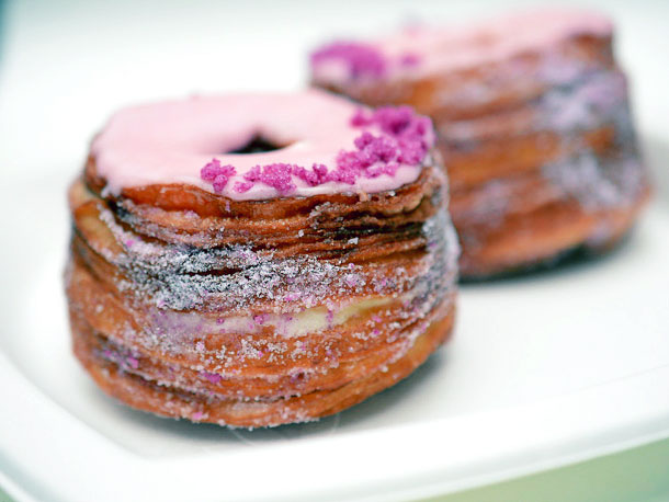 20130512-251869-Dominique-Ansel-Bakery-cronut-1-edit