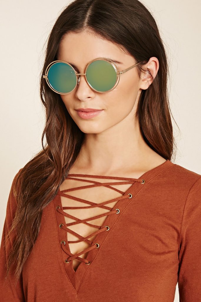 Mirrored Sunglasses: Available HERE